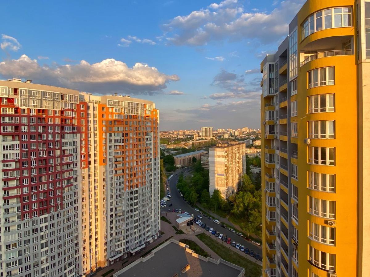 Затишна І Тепла Квартира, Метро Лівобережна, Мвц, Інститут Серця Kyjev Exteriér fotografie